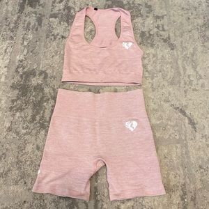 women’s best athletic set
